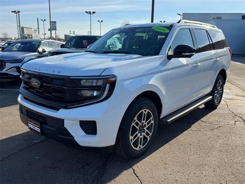 2026 Ford Expedition Active