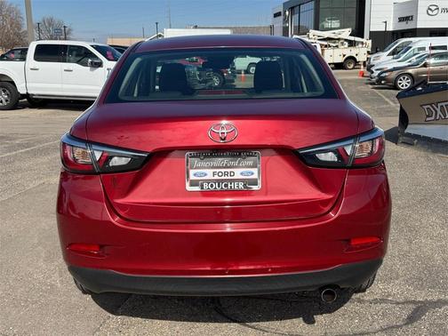 2017 Toyota Yaris iA Base