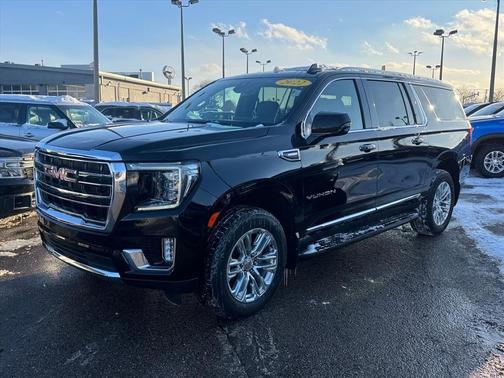 2022 GMC Yukon XL SLT