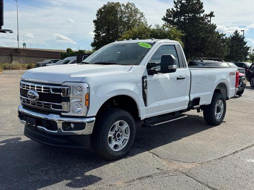 2026 Ford F-350 XLT