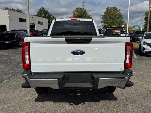 2026 Ford F-350 XLT