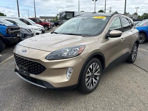 2020 Ford Escape Titanium