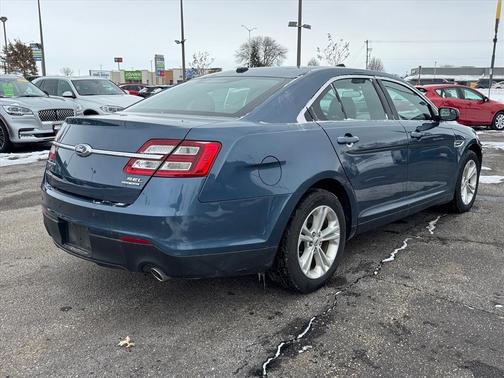 2019 Ford Taurus SEL