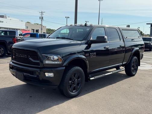 2018 RAM 2500 Laramie Crew Cab 4x4 6'4' Box