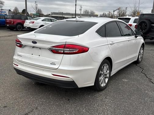 2020 Ford Fusion Hybrid SE