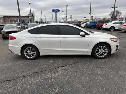 2020 Ford Fusion Hybrid SE