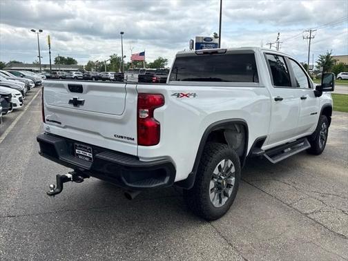 2022 Chevrolet Silverado 2500 Custom