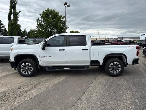 2022 Chevrolet Silverado 2500 Custom