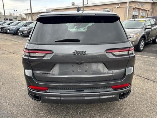 2023 Jeep Grand Cherokee L Summit Reserve
