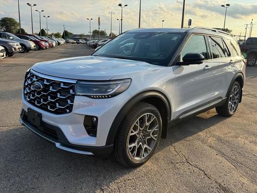 2025 Ford Explorer Platinum