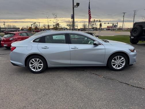 2017 Chevrolet Malibu 1LT