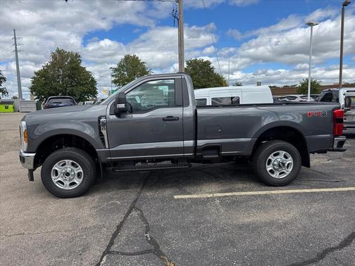 2026 Ford F-350 XLT