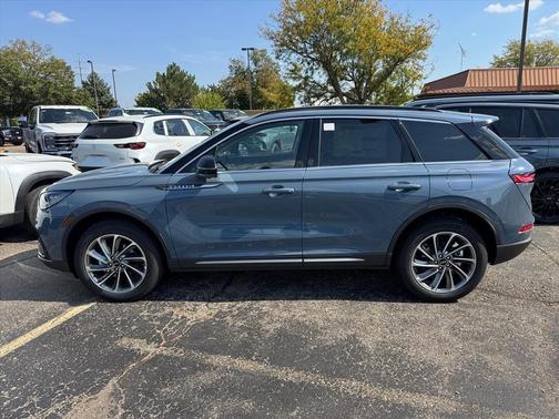 2025 Lincoln Corsair Premiere