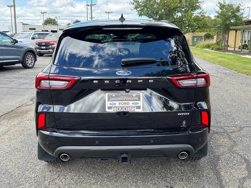 2025 Ford Escape ST-Line Elite