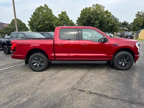 2025 Ford F-150 Lightning Flash
