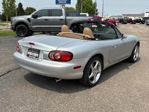 2001 Mazda MX-5 Miata Base