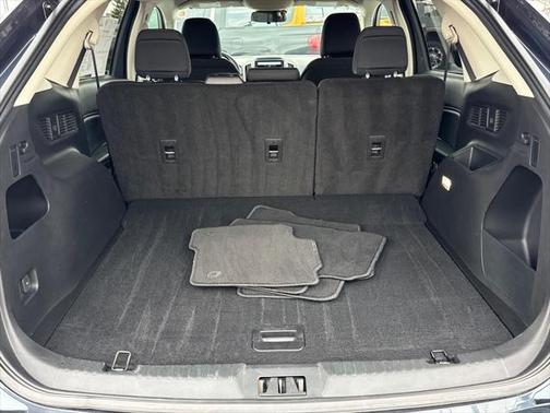 2024 Ford Edge SE