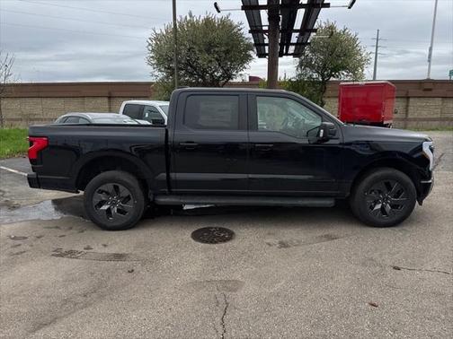 2025 Ford F-150 Lightning Flash
