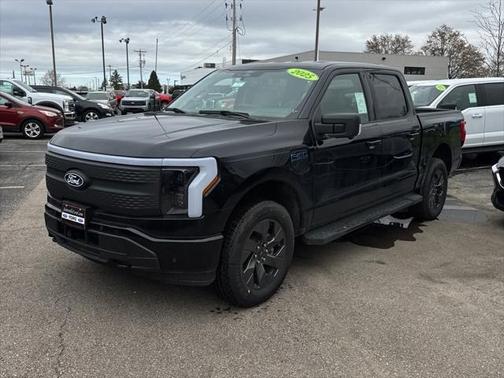 2025 Ford F-150 Lightning Flash