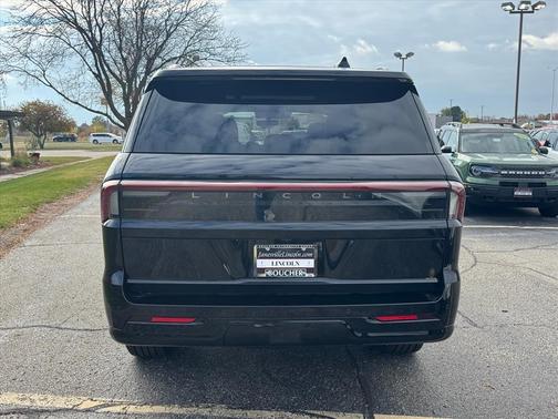 2025 Lincoln Navigator Reserve