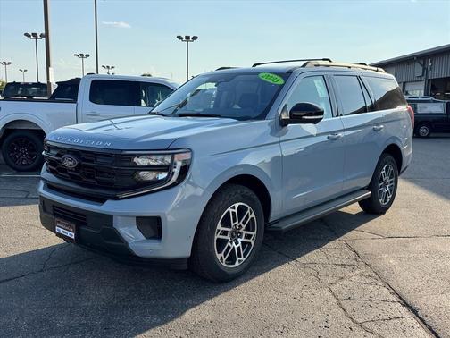 2025 Ford Expedition Active
