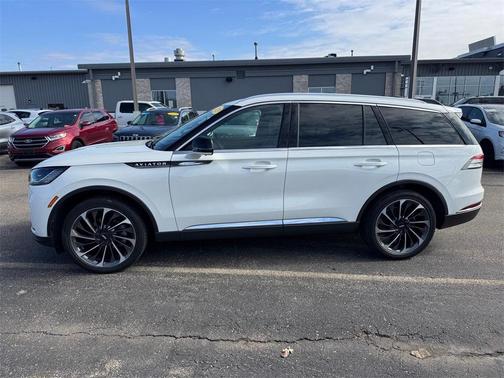 2025 Lincoln Aviator Reserve AWD
