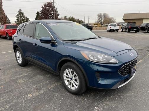 Photo 2 of 23 of 2020 Ford Escape SE