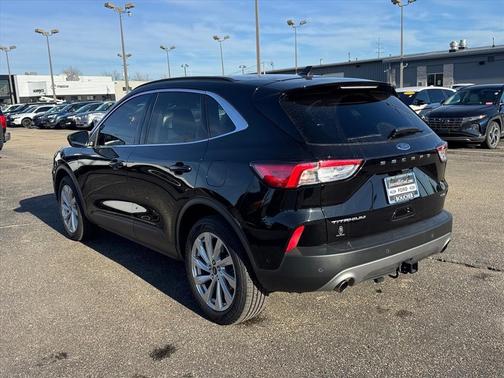 2021 Ford Escape Titanium