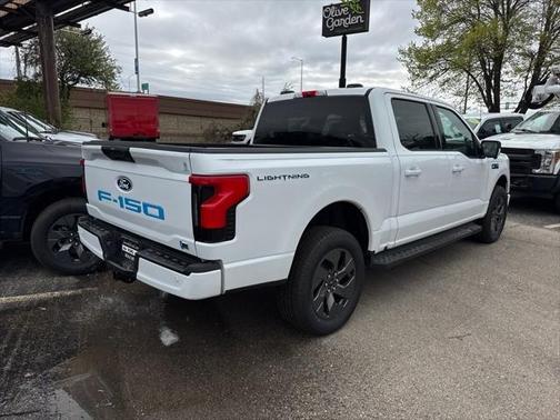 2025 Ford F-150 Lightning Flash