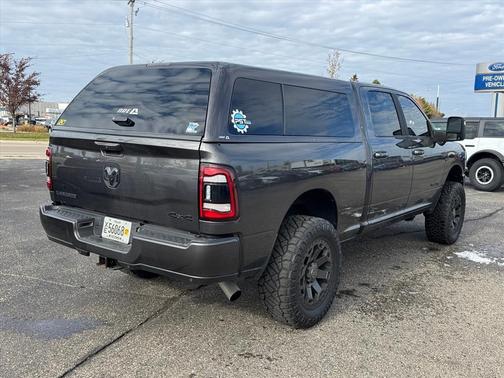 2023 RAM 3500 Laramie Crew Cab 4x4 6'4' Box