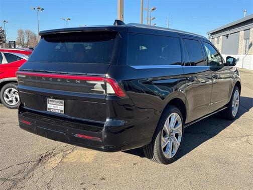 2025 Lincoln Navigator Reserve