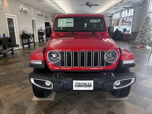 2026 Jeep Wrangler 4-Door Sahara 4x4