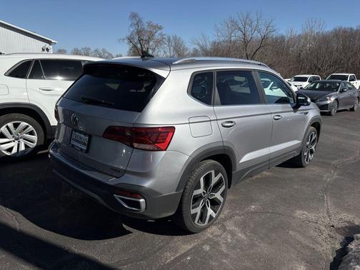 2023 Volkswagen Taos 1.5T SEL