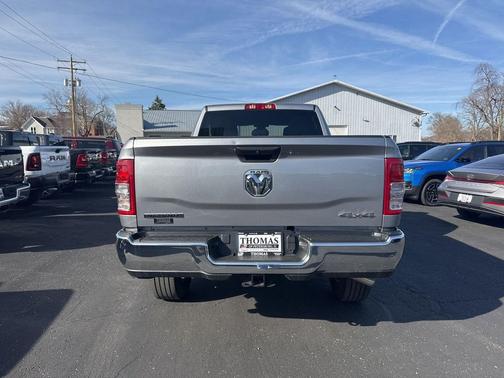 Billet Silver Metallic Clearcoat 2024 RAM 2500 Big Horn Crew Cab 4x4 6'4' Box