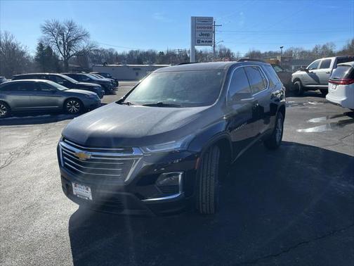 2022 Chevrolet Traverse LT Cloth