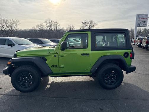 2025 Jeep Wrangler Sport