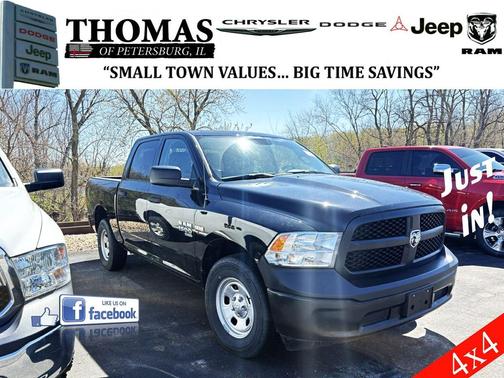 Diamond Black Crystal Pearlcoat 2024 RAM 1500 Tradesman