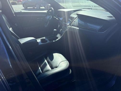 2019 Ford Taurus SEL