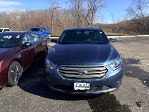 2019 Ford Taurus SEL