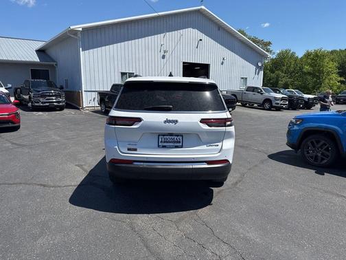 Bright White Clearcoat 2023 Jeep Grand Cherokee L Limited
