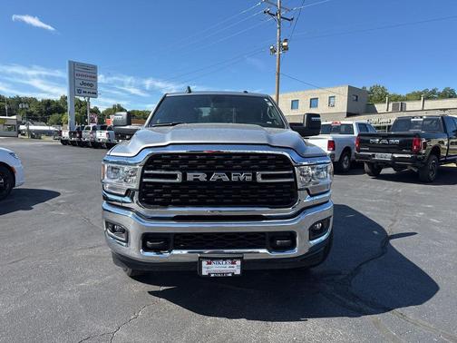 2024 RAM 2500 Big Horn Crew Cab 4x4 6'4' Box