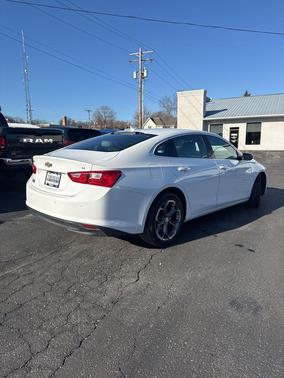 2024 Chevrolet Malibu FWD 1LT