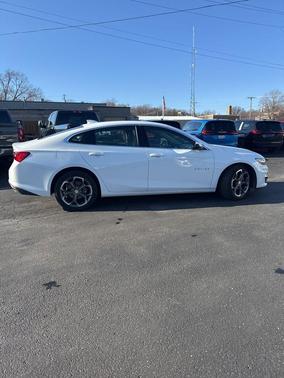 2024 Chevrolet Malibu FWD 1LT