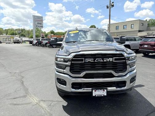 2025 RAM 2500 Big Horn Crew Cab 4x4 6'4' Box