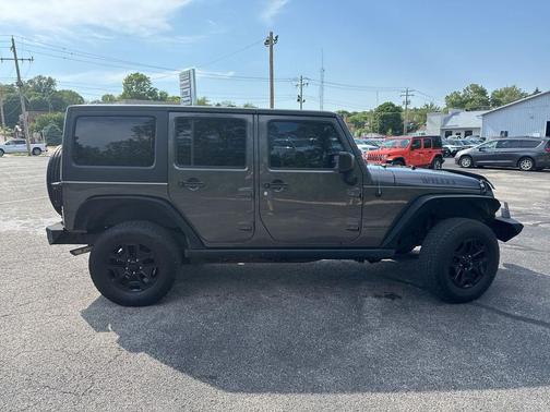 Granite Crystal Metallic Clearcoat 2017 Jeep Wrangler Unlimited Willy Wheeler 4x4
