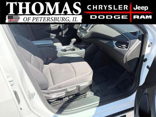 Summit White 2024 Chevrolet Malibu FWD 1LT