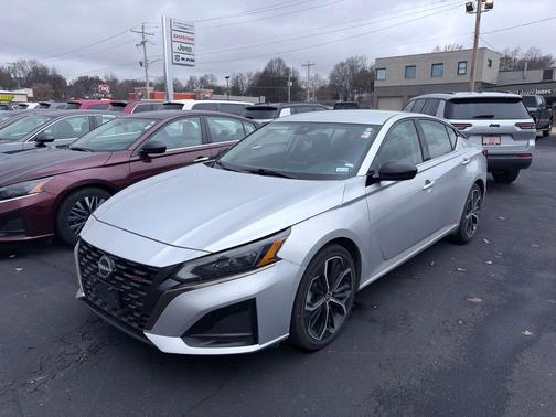 2024 Nissan Altima 2.5 SR