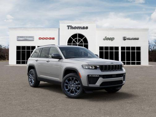 Silver Zynith 2026 Jeep Grand Cherokee Limited