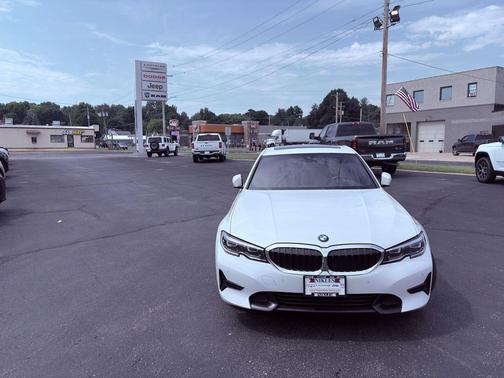 2019 BMW 330 xDrive
