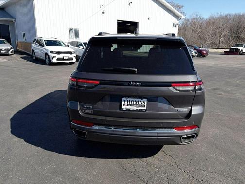 2022 Jeep Grand Cherokee Overland